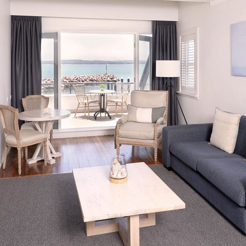 Anchorage Port Stephens - Dalby Accommodation 25