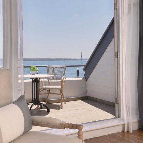 Anchorage Port Stephens - Dalby Accommodation 26