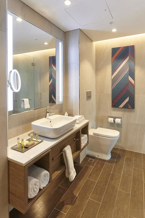 Doubletree By Hilton Perth Northbridge - Dalby Accommodation 13