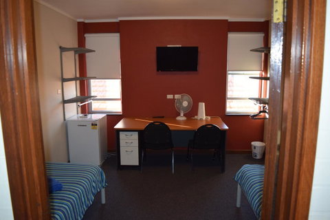 Beatty Lodge - Dalby Accommodation 5