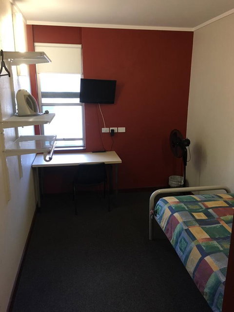 Beatty Lodge - Dalby Accommodation 6