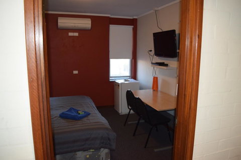 Beatty Lodge - Dalby Accommodation 16