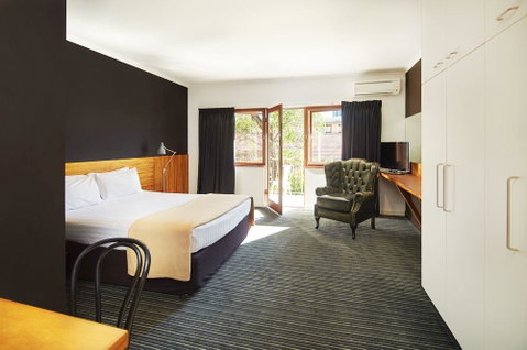 Riverview On Mount Street - Dalby Accommodation 25