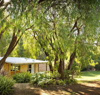 Peppermint Brook Cottages - Dalby Accommodation