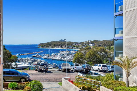 Laman Lodge, Unit 2, 15 Laman Street - Dalby Accommodation 16