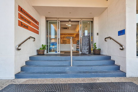 Nomads Byron Bay Backpackers - Dalby Accommodation 1