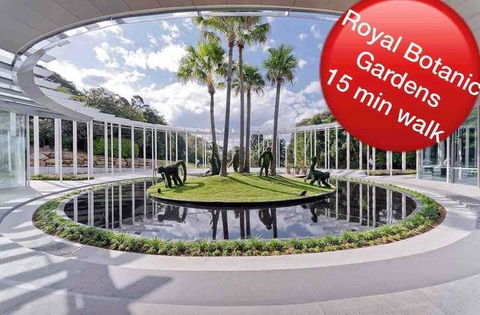 Heritage Townhouse Near Harbour Bridge - Dalby Accommodation 28
