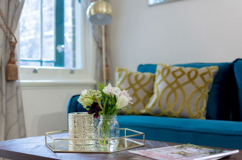 Heritage Townhouse Near Harbour Bridge - Dalby Accommodation 5
