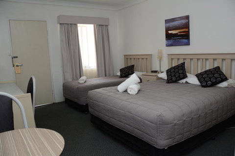 Ben Chifley Motor Inn - Dalby Accommodation 14