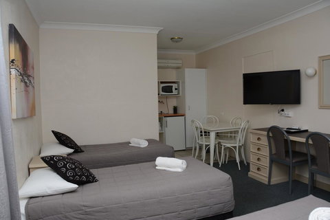 Ben Chifley Motor Inn - Dalby Accommodation 4