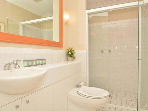 Villa Executive 2br Cypress DS Located Within Cypress Lakes Resort - Dalby Accommodation 11