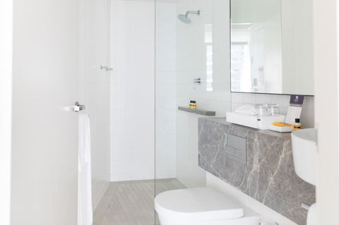 Hyatt Regency Sydney - Dalby Accommodation 12