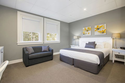 CH Boutique Hotel & Apartments, Ascend Hotel Collection - Dalby Accommodation 19