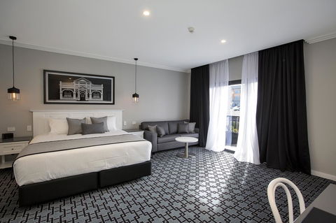 CH Boutique Hotel & Apartments, Ascend Hotel Collection - Dalby Accommodation 1