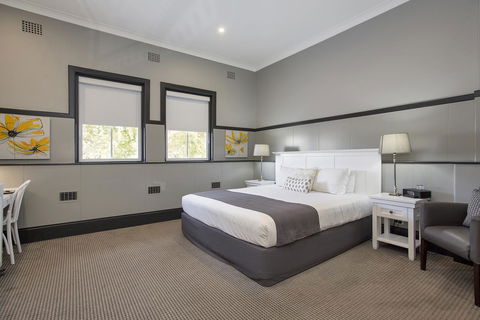 CH Boutique Hotel & Apartments, Ascend Hotel Collection - Dalby Accommodation 23