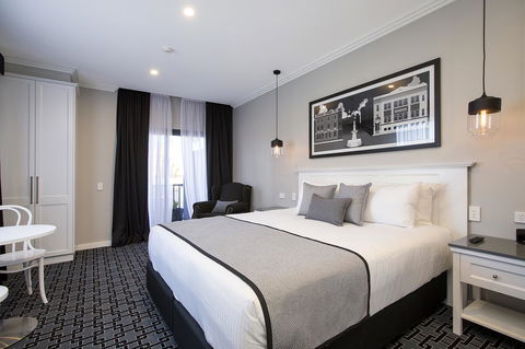 CH Boutique Hotel & Apartments, Ascend Hotel Collection - Dalby Accommodation 2