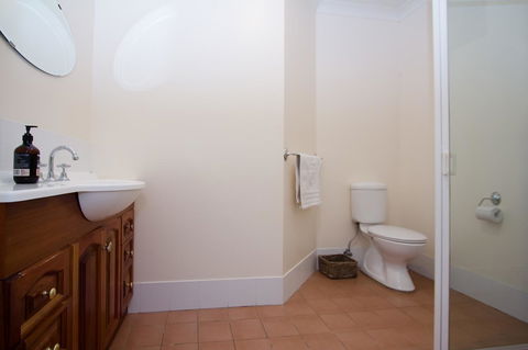 Stay In Mudgee The Grove, The Church, And Premium Private Homestead - Dalby Accommodation 30