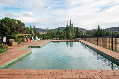 Stay In Mudgee The Grove, The Church, And Premium Private Homestead - Dalby Accommodation 18