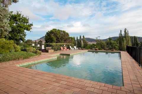 Stay In Mudgee The Grove, The Church, And Premium Private Homestead - Dalby Accommodation 25