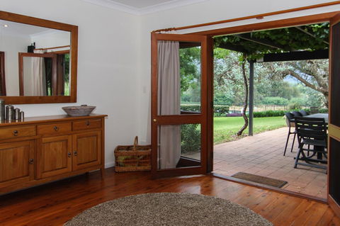 Stay In Mudgee The Grove, The Church, And Premium Private Homestead - Dalby Accommodation 29