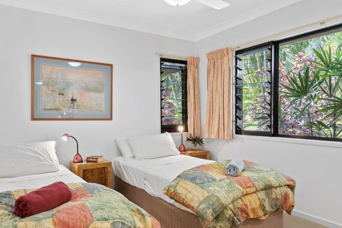 Byron Hinterland Villas - Dalby Accommodation 38