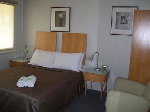 Glenwood Tourist Park & Motel - Dalby Accommodation 11