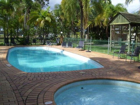 Glenwood Tourist Park & Motel - Dalby Accommodation 3