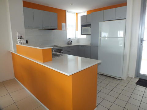 Pacific Marina Apartments - Dalby Accommodation 19