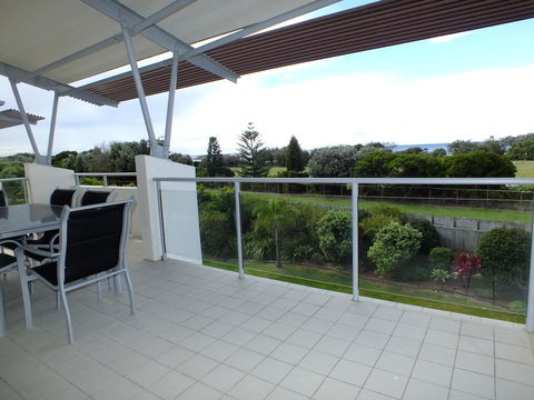 Pacific Marina Apartments - Dalby Accommodation 17