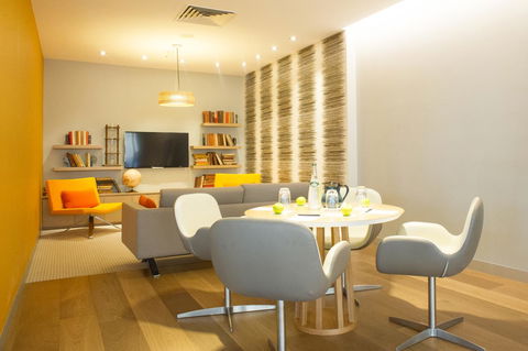 Novotel Sydney Darling Harbour - Dalby Accommodation 27