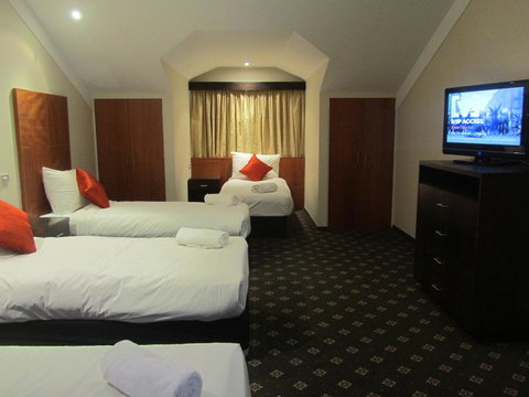 Best Western Plus Goulburn - Dalby Accommodation 23
