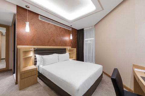 Rydges Australia Square, Formerly Tank Stream Hotel - Dalby Accommodation 13
