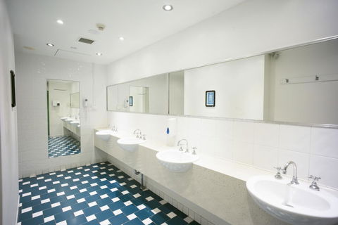 YHA Sydney Central - Dalby Accommodation 13