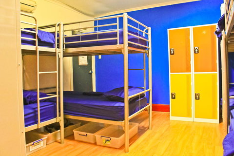 Mad Monkey Kings Cross - Dalby Accommodation 31