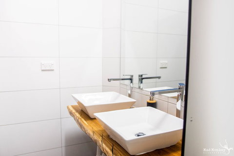 Mad Monkey Kings Cross - Dalby Accommodation 11