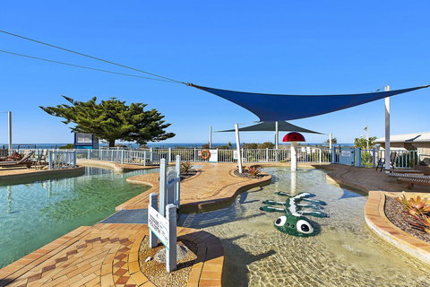 Blue Lagoon Beach Resort - Dalby Accommodation 7