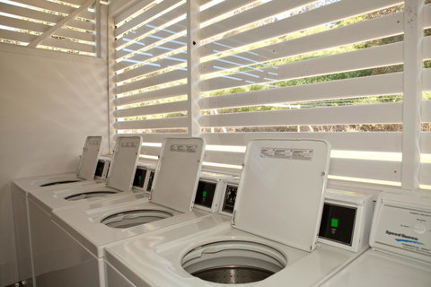 Blue Lagoon Beach Resort - Dalby Accommodation 22