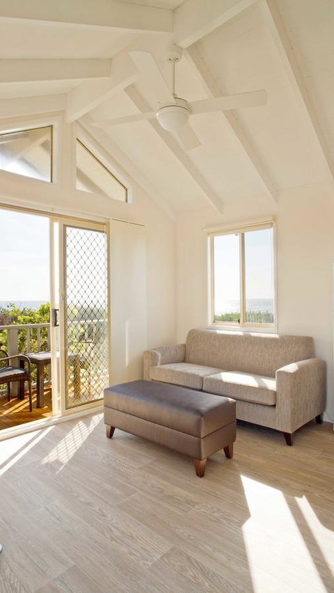 Blue Lagoon Beach Resort - Dalby Accommodation 32