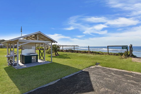 Blue Lagoon Beach Resort - Dalby Accommodation 8