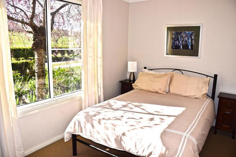 Borrodell Vineyard - Dalby Accommodation 26