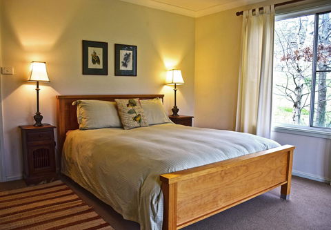 Borrodell Vineyard - Dalby Accommodation 22