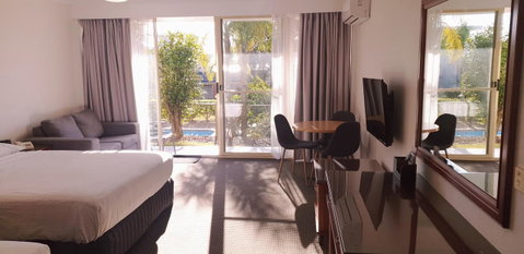 Marina Resort - Dalby Accommodation 43