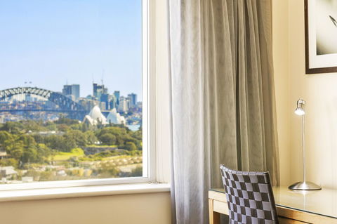 Holiday Inn Sydney Potts Point - Dalby Accommodation 18