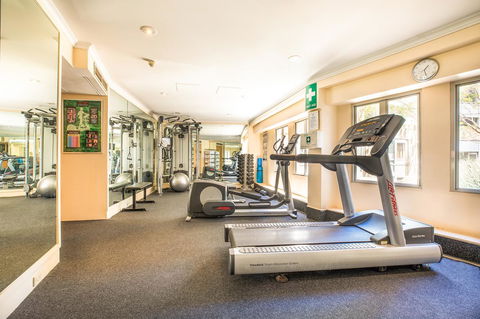 Holiday Inn Sydney Potts Point - Dalby Accommodation 12