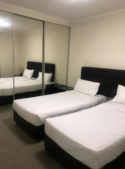 Fiori Apartments - Dalby Accommodation 9