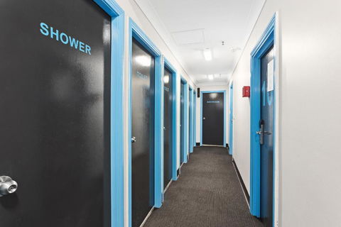 Summer House Sydney City - Formerly Sydney Backpackers - Dalby Accommodation 1
