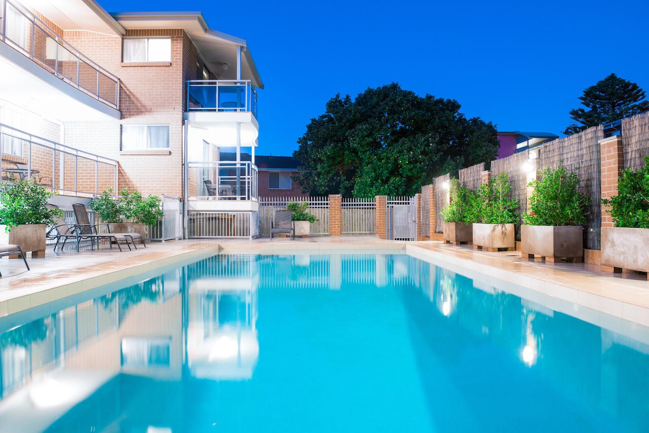 Copacabana NSW Dalby Accommodation