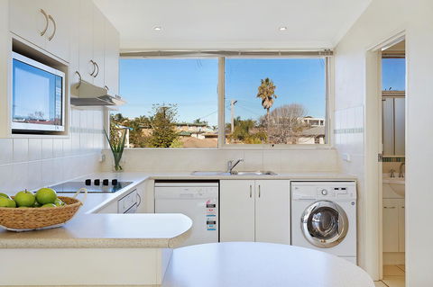 Seashells Apartments Merimbula - Dalby Accommodation 11