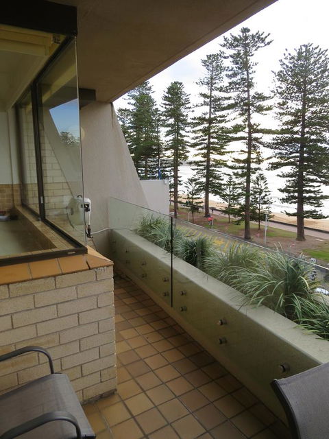 Manly Paradise Motel & Apartments - Dalby Accommodation 40