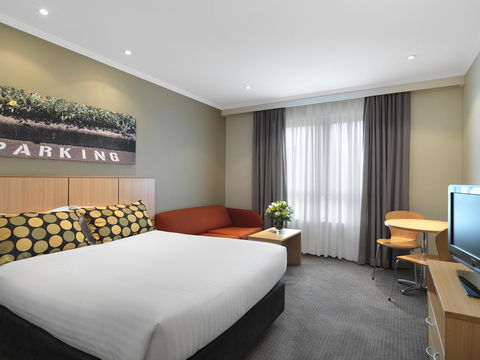 Mercure Sydney Bankstown - Dalby Accommodation 4